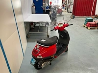 2014 piaggio vespa c38 scooter - afbeelding 15 van  19