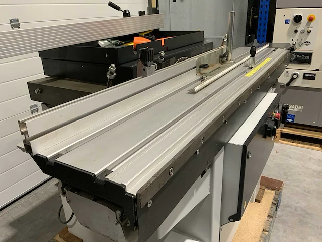 2014 robland e300 formaatcirkelzaagmachine - afbeelding 5 van  11