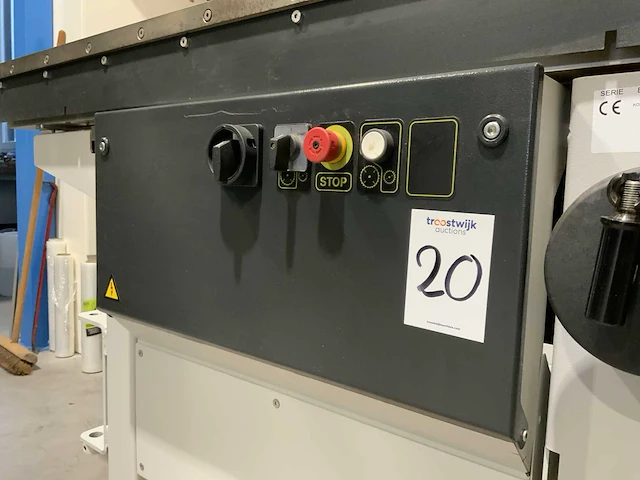 2014 robland e300 formaatcirkelzaagmachine - afbeelding 10 van  11