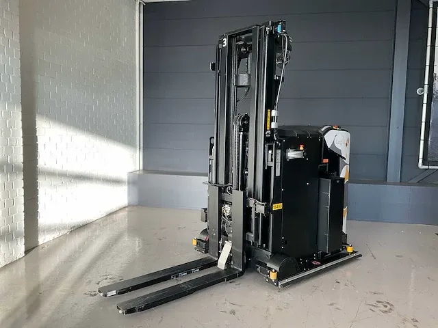 2014 rocla awt 10 agv orderpicker ‘automated guided vehicle’ - afbeelding 18 van  24
