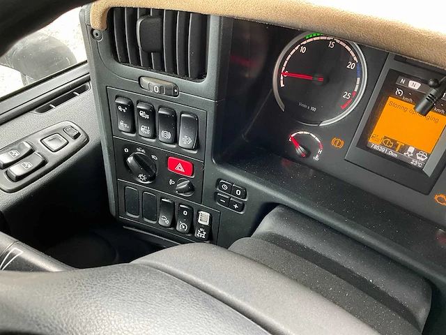 2014 scania g410 euro6 vrachtwagen - afbeelding 17 van  38