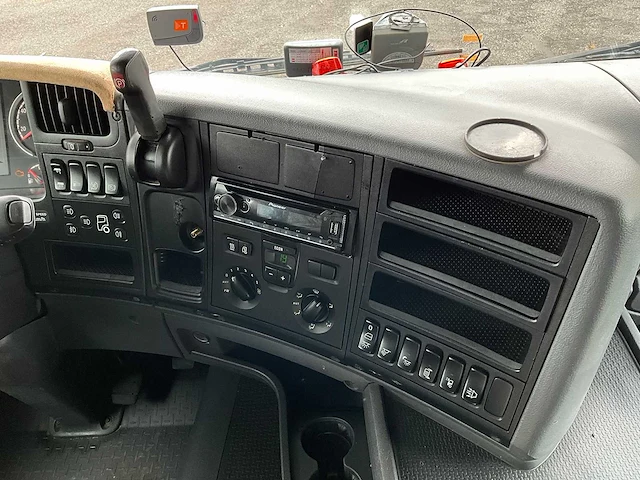 2014 scania g410 euro6 vrachtwagen - afbeelding 18 van  38