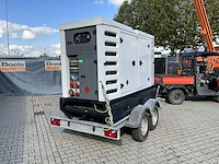 2014 sdmo r 135ce stroom aggregaat aanhangwagen - afbeelding 22 van  27