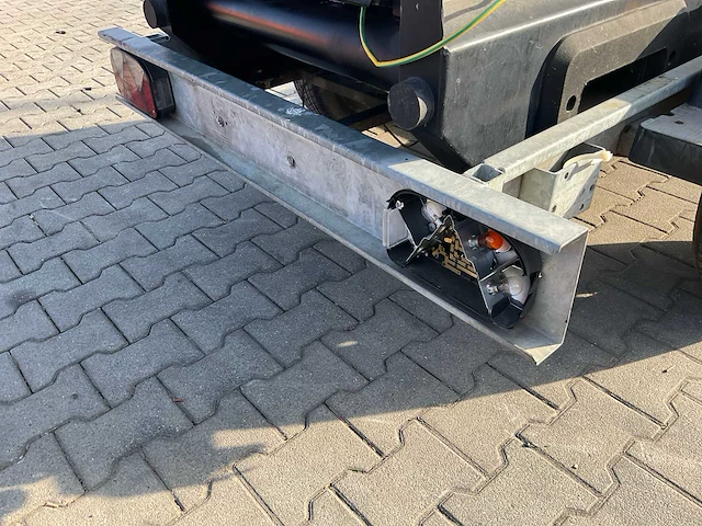 2014 sdmo r22c3 stroom aggregaat aanhangwagen - afbeelding 18 van  22