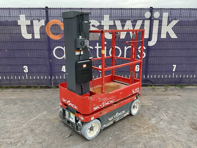 2014 skyjack sj12 hoogwerker - afbeelding 4 van  10