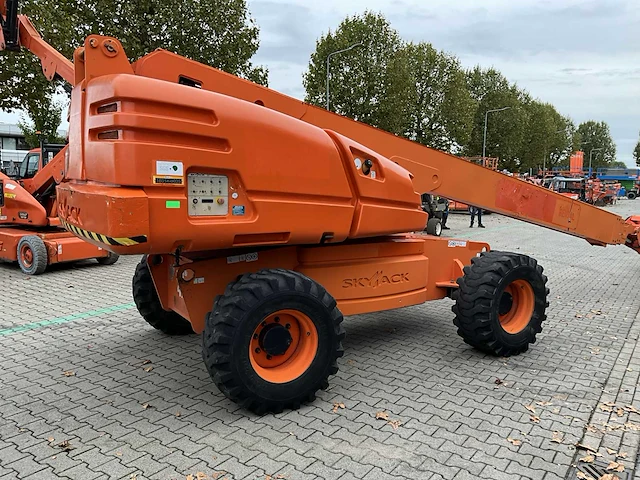 2014 skyjack sj66t hoogwerker 4x4 - afbeelding 24 van  26