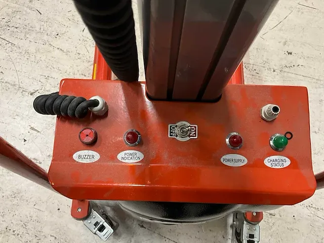 2014 stacker e150a elektrische stapelaar - afbeelding 6 van  7