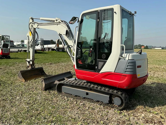 2014 takeuchi tb235 rupsgraafmachine - afbeelding 23 van  39