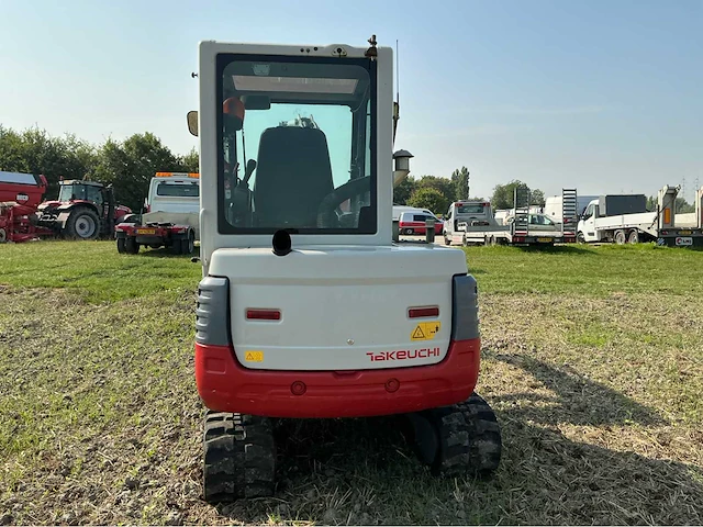2014 takeuchi tb235 rupsgraafmachine - afbeelding 34 van  39