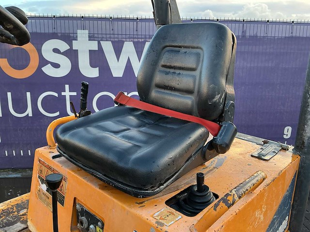 2014 thwaites 3 tonne dumper - afbeelding 9 van  10