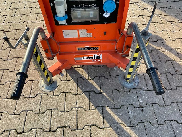 2014 tower light linktower link240 1388m compacte koppelbare lichtmast - afbeelding 9 van  10