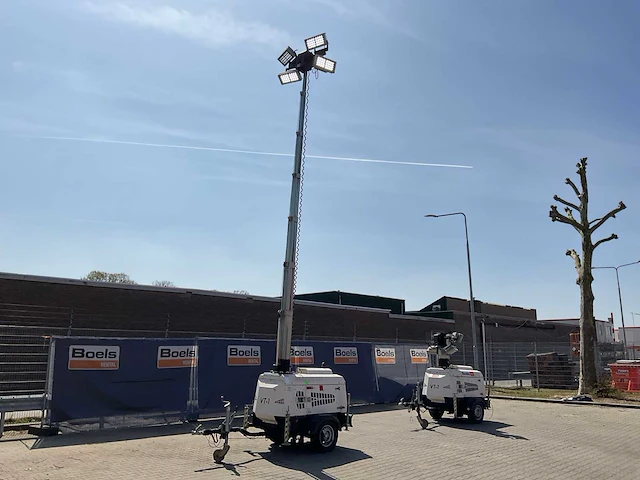 2014 tower light superlight vt1 lichtmast aggregaat aanhangwagen - afbeelding 1 van  20