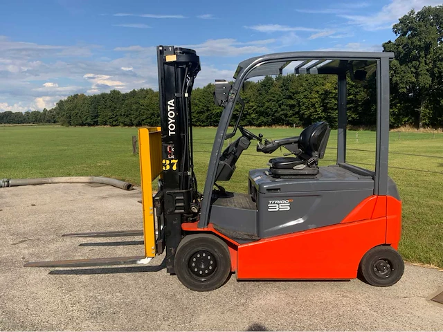 2014 toyota vorkheftruck - afbeelding 44 van  48