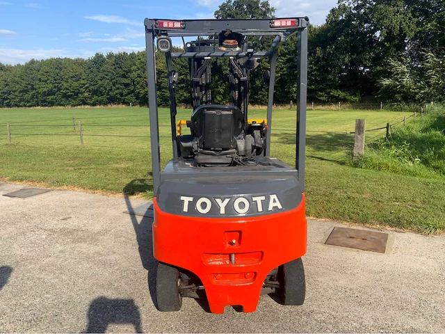 2014 toyota vorkheftruck - afbeelding 47 van  48