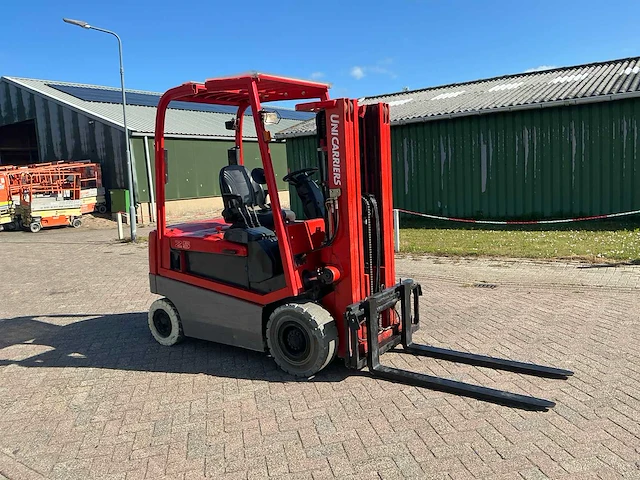 2014 unicarrier 1q2l25q vorkheftruck - afbeelding 8 van  14