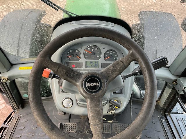2014 valtra t163e vierwielaangedreven landbouwtractor - afbeelding 29 van  53