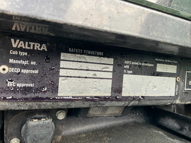 2014 valtra t163e vierwielaangedreven landbouwtractor - afbeelding 48 van  53