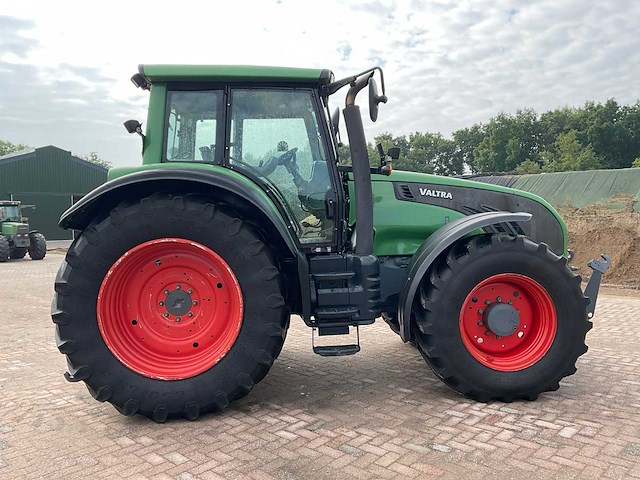 2014 valtra t163e vierwielaangedreven landbouwtractor - afbeelding 51 van  53