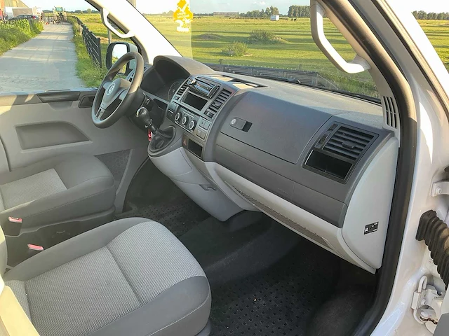 2014 volkswagen transporter bedrijfswagen - afbeelding 17 van  41