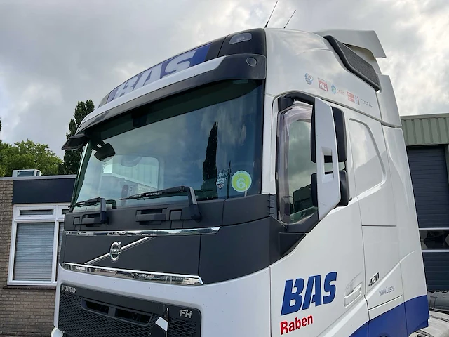 2014 volvo fh 420 4x2 vrachtwagen - afbeelding 4 van  65