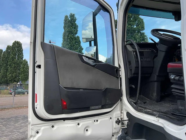 2014 volvo fh 420 4x2 vrachtwagen - afbeelding 26 van  65
