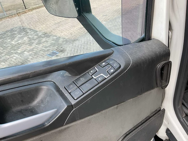 2014 volvo fh 420 4x2 vrachtwagen - afbeelding 27 van  65