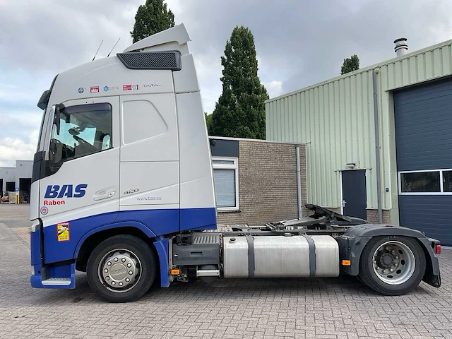 2014 volvo fh 420 4x2 vrachtwagen - afbeelding 23 van  65