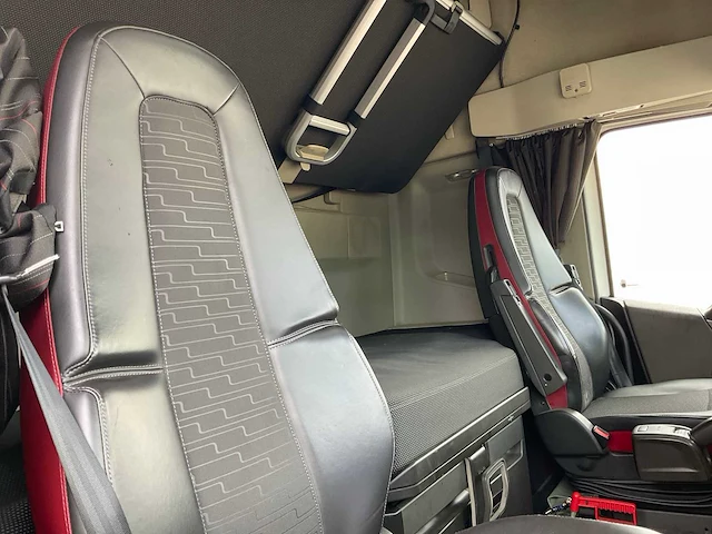 2014 volvo fh 420 4x2 vrachtwagen - afbeelding 48 van  58