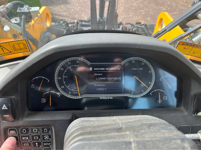 2014 volvo l120h - shovel - afbeelding 53 van  72
