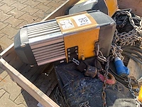 2014 yale cpvf 10.8 elektrische kettingtakel - afbeelding 2 van  4