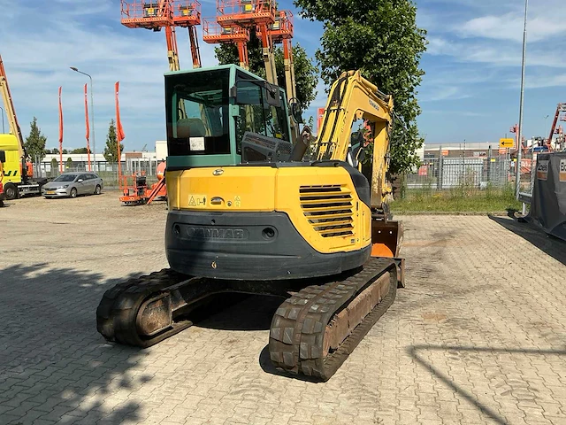 2014 yanmar vio80-u midi rupsgraafmachine binnendraaier - afbeelding 32 van  34