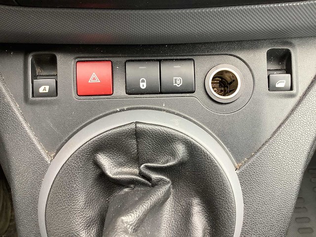 2015 - citroen - berlingo - 1.6 hdi 90 comfort - bedrijfswagen - afbeelding 12 van  13