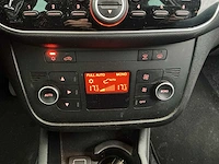 2015 - fiat - punto evo - 1.3 m-jet lounge - personenauto - afbeelding 3 van  15