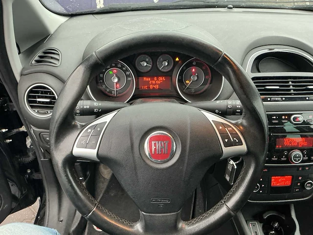 2015 - fiat - punto evo - 1.3 m-jet lounge - personenauto - afbeelding 4 van  15