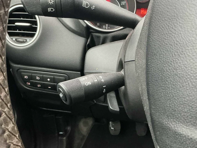 2015 - fiat - punto evo - 1.3 m-jet lounge - personenauto - afbeelding 5 van  15