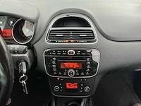 2015 - fiat - punto evo - 1.3 m-jet lounge - personenauto - afbeelding 14 van  15