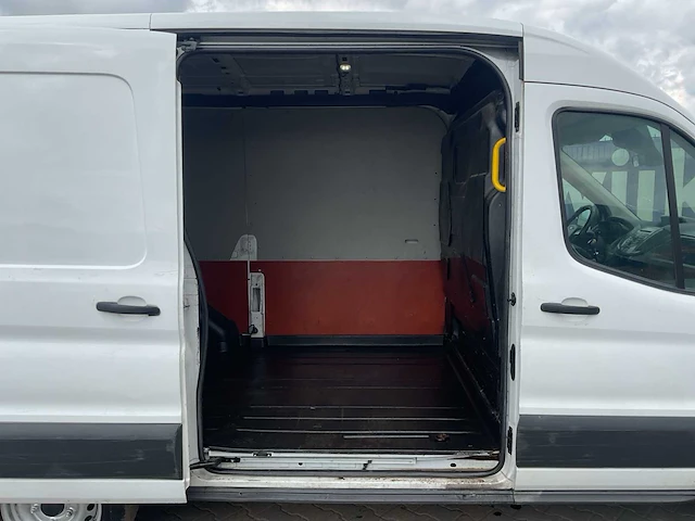 2015 - ford - transit - 350 2.2 tdci l2h2 tr - bedrijfswagen - afbeelding 6 van  16