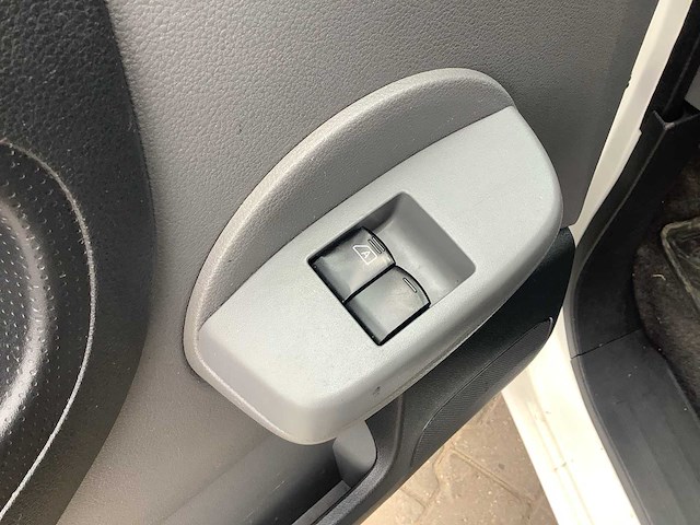 2015 - nissan - e-nv200 - optima - bedrijfswagen - afbeelding 13 van  14