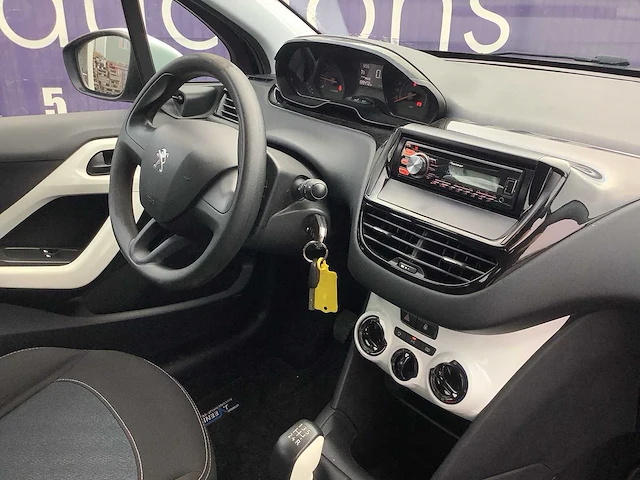 2015 - peugeot - 208 - 1.0 puretech like - personenauto - afbeelding 9 van  12