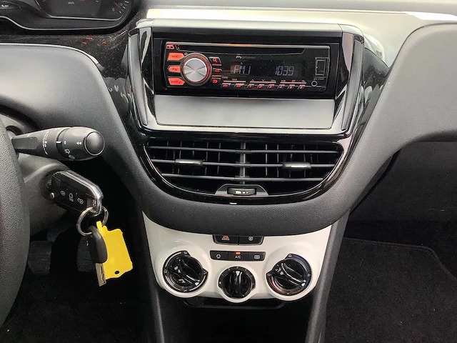 2015 - peugeot - 208 - 1.0 puretech like - personenauto - afbeelding 10 van  12