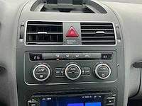 2015 - volkswagen - touran - 2.0 tdi comfl. bluem - personenauto - afbeelding 5 van  16