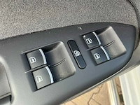 2015 - volkswagen - touran - 2.0 tdi comfl. bluem - personenauto - afbeelding 8 van  16