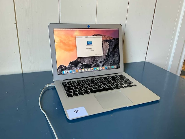 2015- apple - macbook air - laptop - afbeelding 1 van  6
