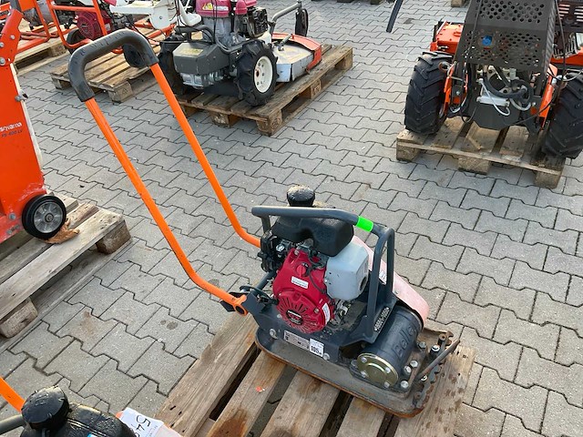 2015 altrad / belle lc3228 compacte trilplaat - afbeelding 4 van  8