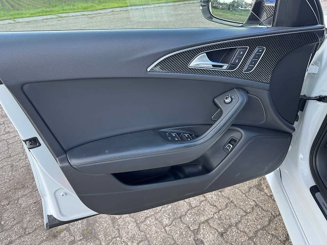 2015 audi a6 avant 4.0 tfsi rs6 q. pl + personenauto - afbeelding 15 van  36