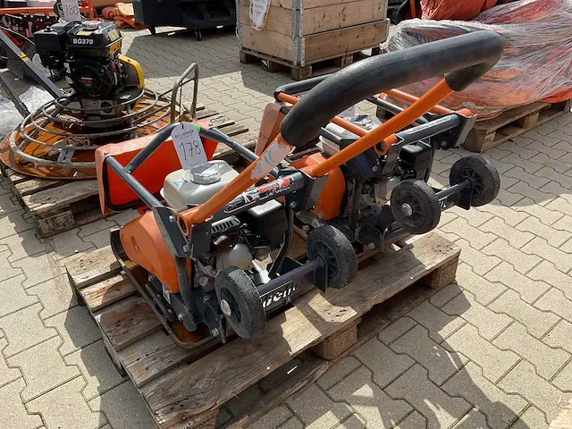2015 belle fc3612e trilplaat - afbeelding 2 van  4