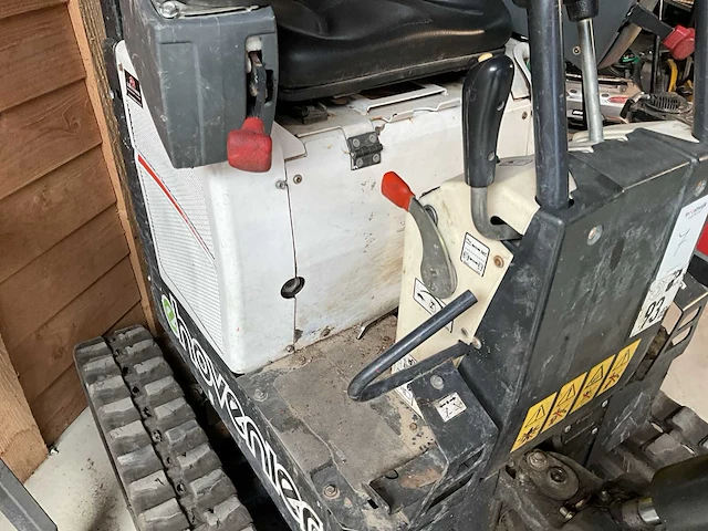 2015 bobcat e10 minigraafmachine - afbeelding 8 van  21