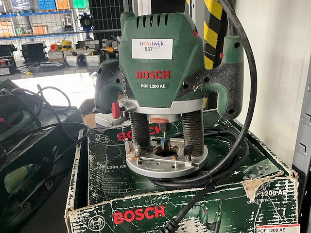 2015 bosch pof 1200 ae bovenfrees - afbeelding 2 van  7