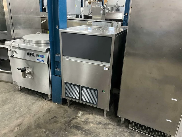 2015 brema tb1405a-q crushed ice machine - afbeelding 1 van  6