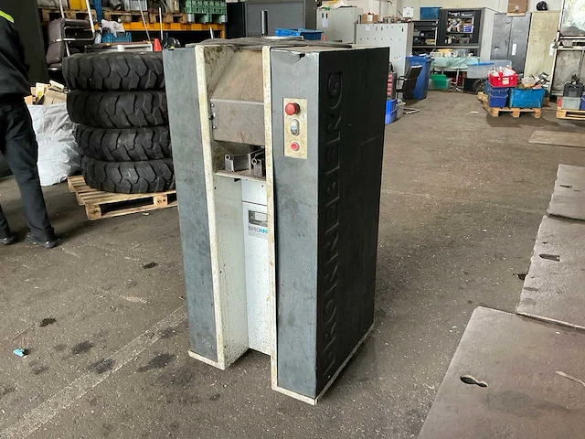 2015 bronneberg kab x kabelstripmachine - afbeelding 1 van  13